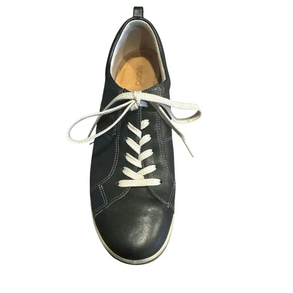 Ecco Black Leather Woman's Low Top Comfy Lace Up Sneakers EU Size (US 8-8.5) - Picture 5 of 8